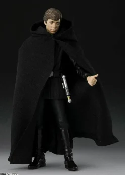 BANDAI S.H.Figuarts Luke Skywalker (STAR WARS:The Mandalorian) Action Figure