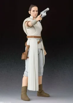 BANDAI S.H.Figuarts STAR WARS: The Rise of Skywalker Rey & D-O Action Figure