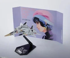 BANDAI The Super Dimension Fortress Macross Lightning III VF-4 Action Figure