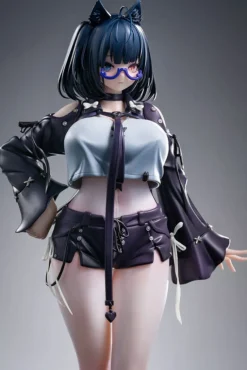 Heichazi is having trouble choosing stockings in a fitting room 1/6 Figure