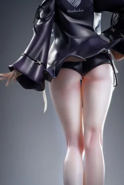 Heichazi is having trouble choosing stockings in a fitting room 1/6 Figure