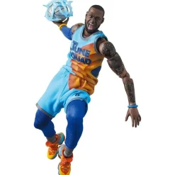 MAFEX No.197 LeBron James SPACE JAM: A NEW LEGACY Ver. Action Figure ZA-527