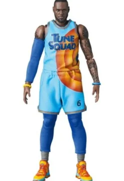 MAFEX No.197 LeBron James SPACE JAM: A NEW LEGACY Ver. Action Figure ZA-527