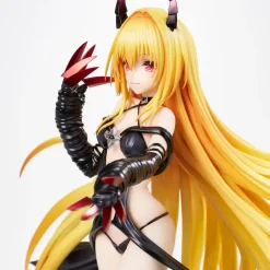 Union Creative To Love-Ru Darkness Golden Darkness Darkness Ver 1/6 Figure JAPAN