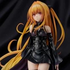 Union Creative To Love-Ru Darkness Golden Darkness Black Trance ver. Figure