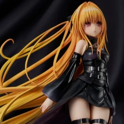 Union Creative To Love-Ru Darkness Golden Darkness Black Trance ver. Figure